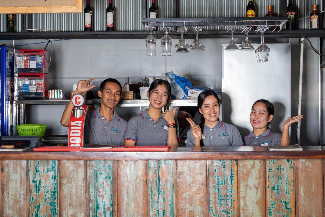 Pooltop Phnom Penh Bagian luar foto